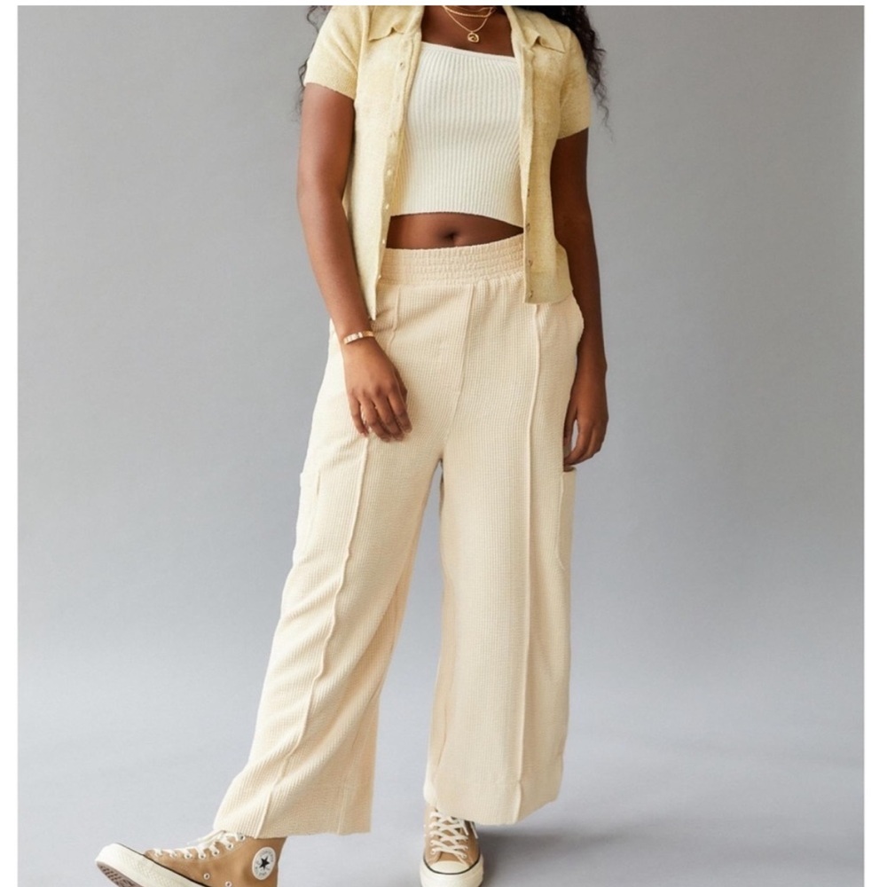 URBAN OUTFITTERS DRAPEY CORDUROY WIDE LEG PULL ON PANTS